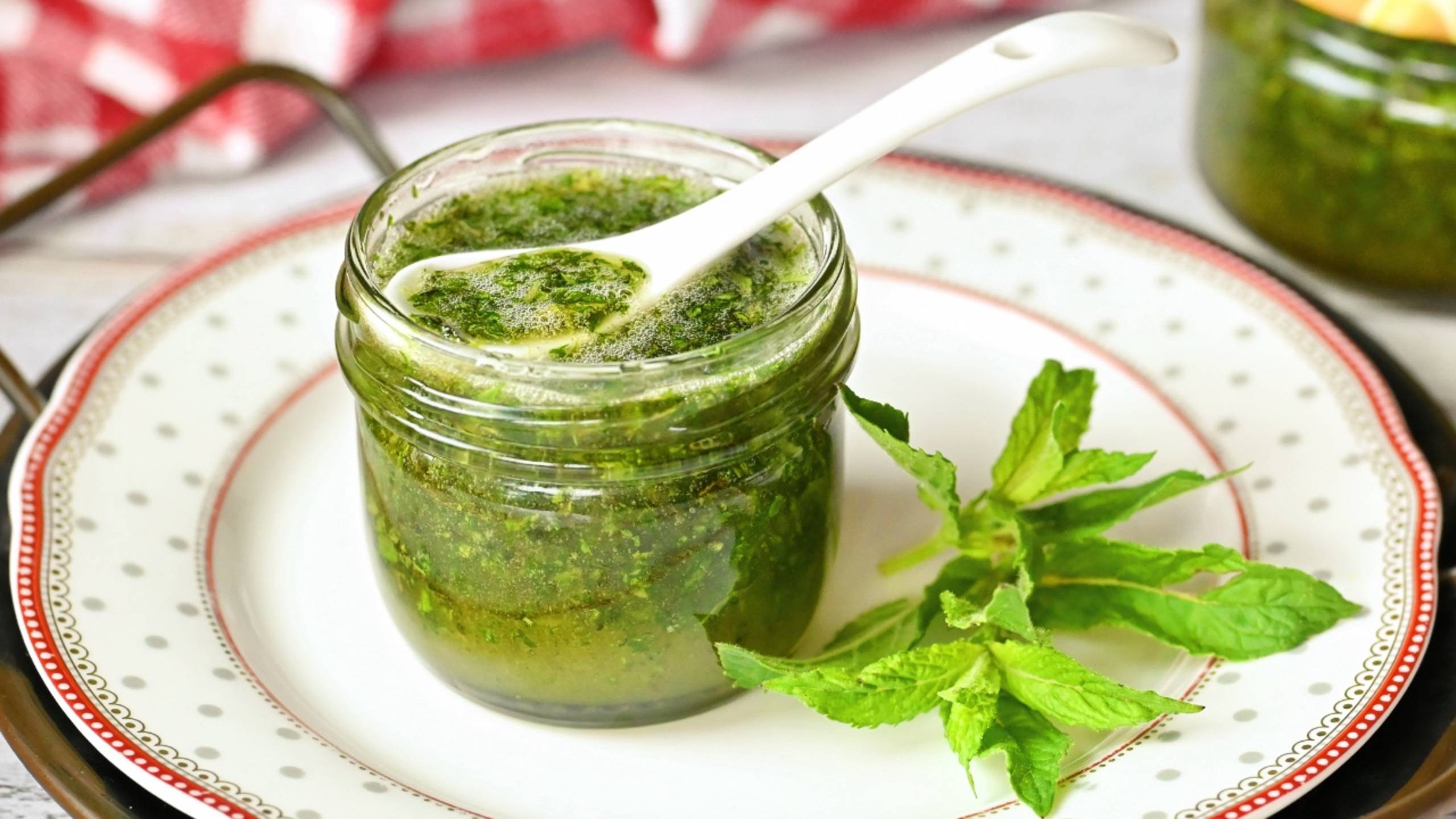 Как приготовить ароматный мёд с мятой? смотреть онлайн