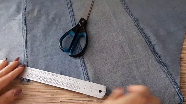 Как сшить фартук из старых джинсов. Утилизация джинсов. Фартук легко и быстро. DIY apron from jeans