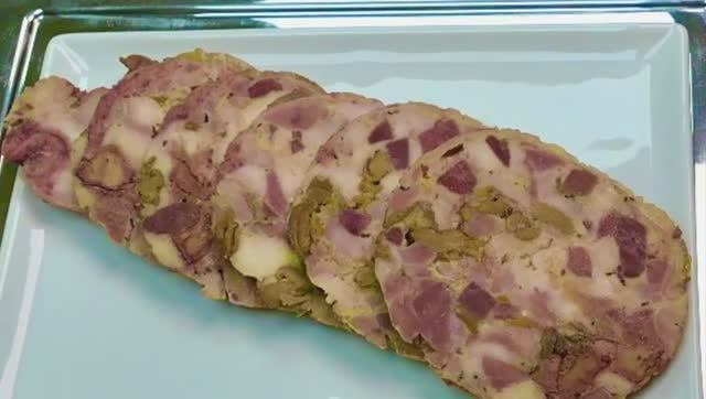 Галантин из бресского петуха