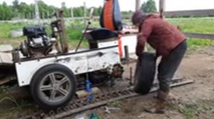 Гусеничный минитрактор. Замееа полуосей, ч.2