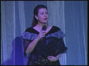 Телеверсия сольной концертной программы Валентины Толкуновой "Я росинка твоя, россиянка" (1995 год)