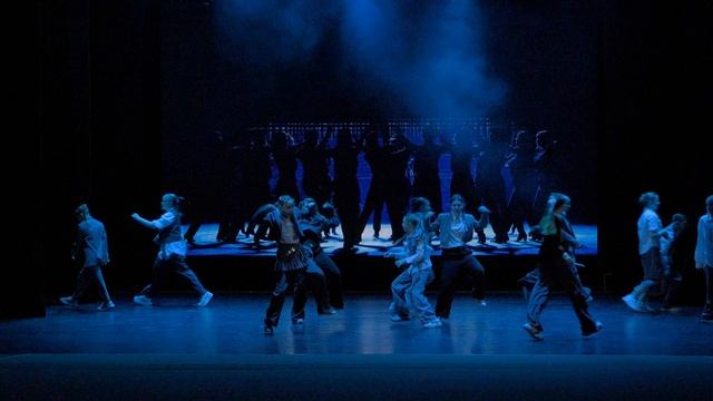 LIFE IS DANCE K-POP (12+) - “В такт маэстро”
(SEVENTEEN-Maestro) смотреть онлайн