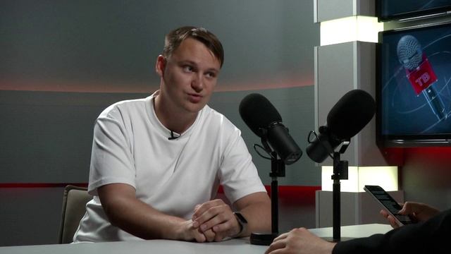 Актуальное интервью | Учитель истории и обществознания школы №14 Владислав Лебедь смотреть онлайн