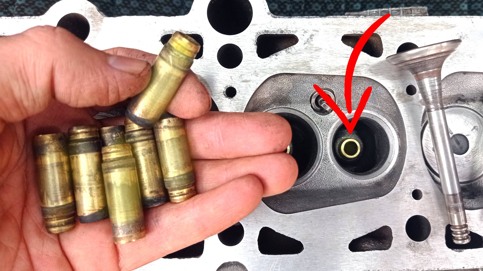 Замена Направляющих Втулок Клапанов! Копеечный Метод смотреть онлайн