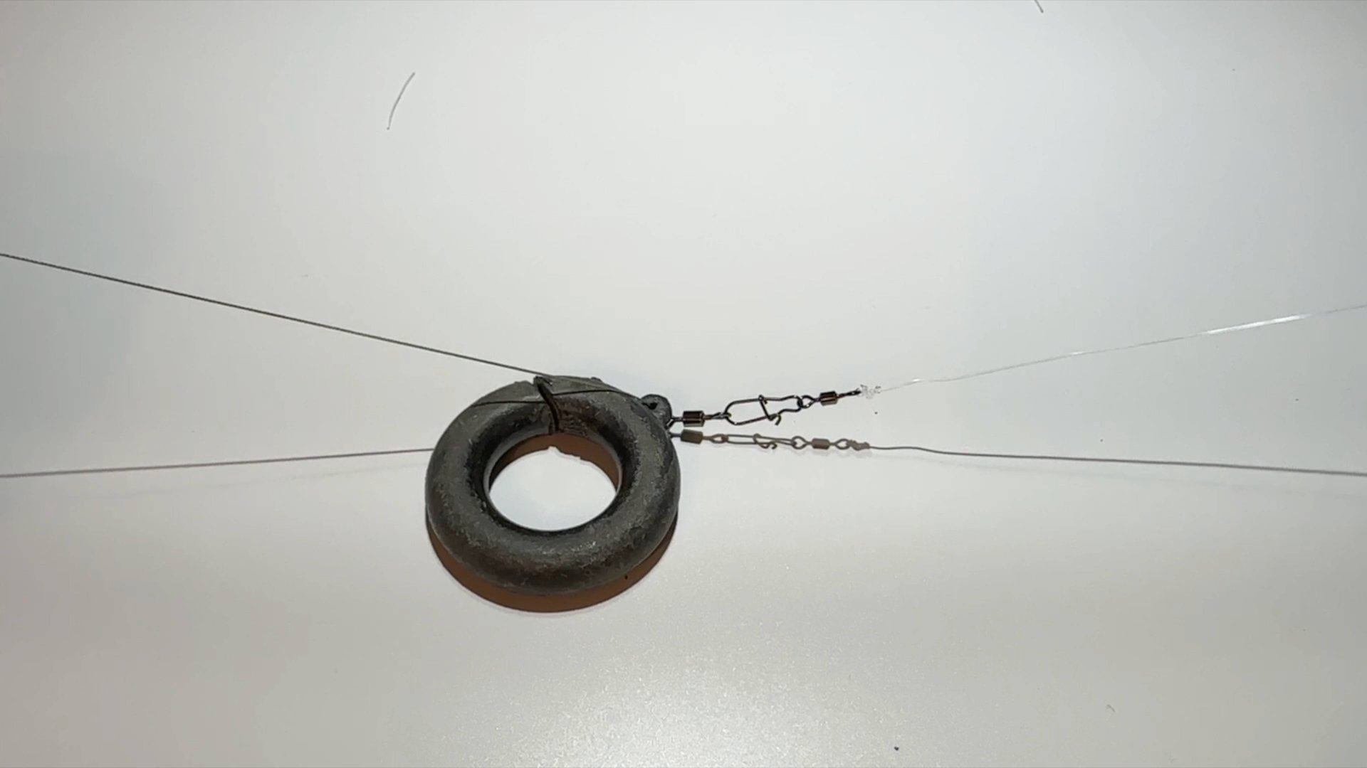 Очень уловистая старая дедовская донная снасть на леща. Донная снасть 