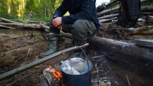 Хариус под завалом. Ушёл на таёжную речку. Ночь в тайге.