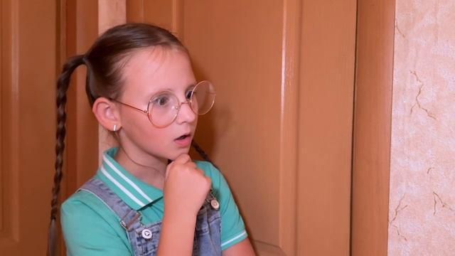 Милана Сокольникова. монолог " А что там за дверью? "