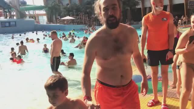 День Рождения Тёмы в аквапарке Питерлэнд смотреть онлайн