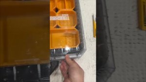 Тест ящика Toughbuilt TB-B1-0-10 на водонепроницаемость