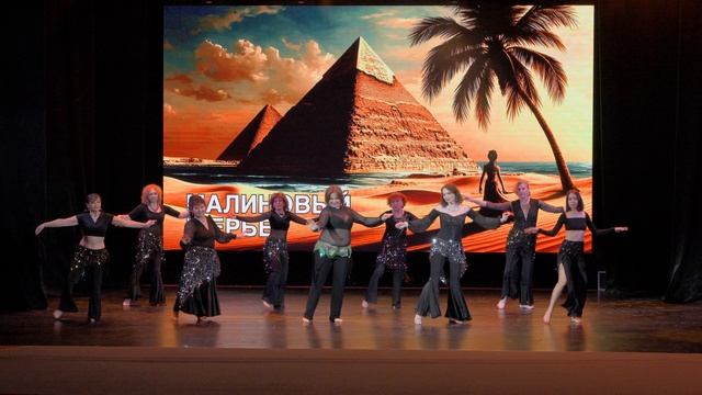 LIFE IS DANCE Восток (18+) - “”Малтновый щербет”
(Amr Diab - Ray’a) смотреть онлайн