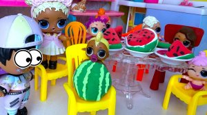ВЫРОСЛИ АРБУЗИКИ🍉 из СЕМЕЧЕК В ПУЗИКЕ😜 малыши ЛОЛ LOL в детском садике куклы ЛОЛ сюрприз МУЛЬТИК