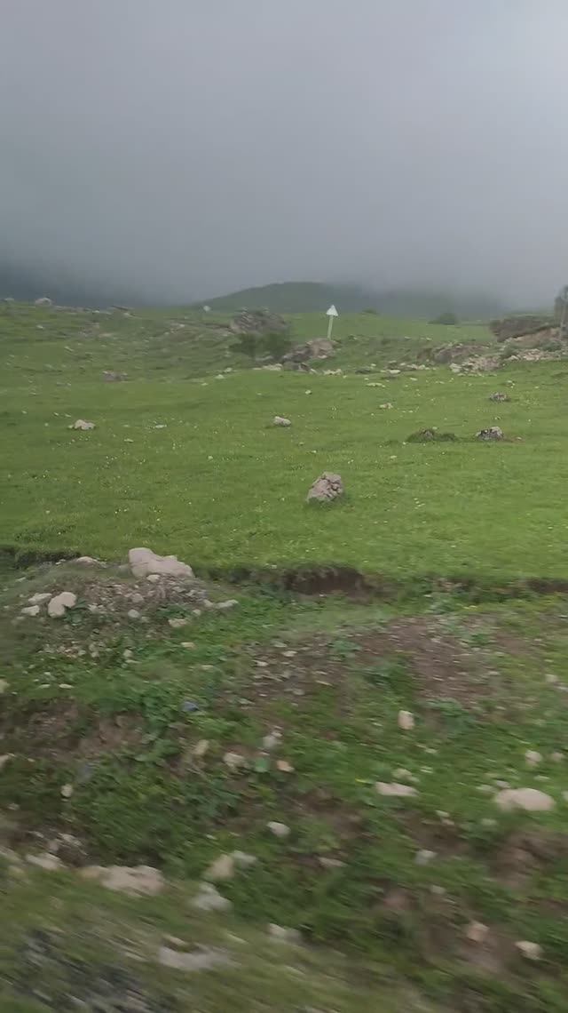 Колесим по Ингушетии. Дождь и хмурая погода не в силах спрятать красоту смотреть онлайн