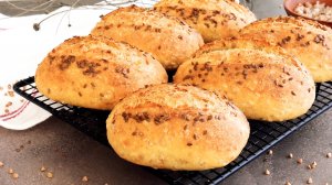 Булочки на закваске с гречневой кашей