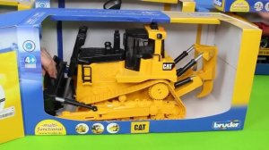 Экскаватор, трактор, пожарная машина, мусоровозы и полицейские машины игрушечные машинки