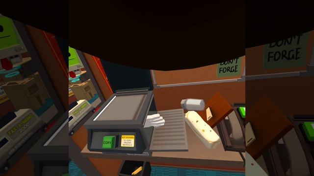 Кот Арчик устроился на работу