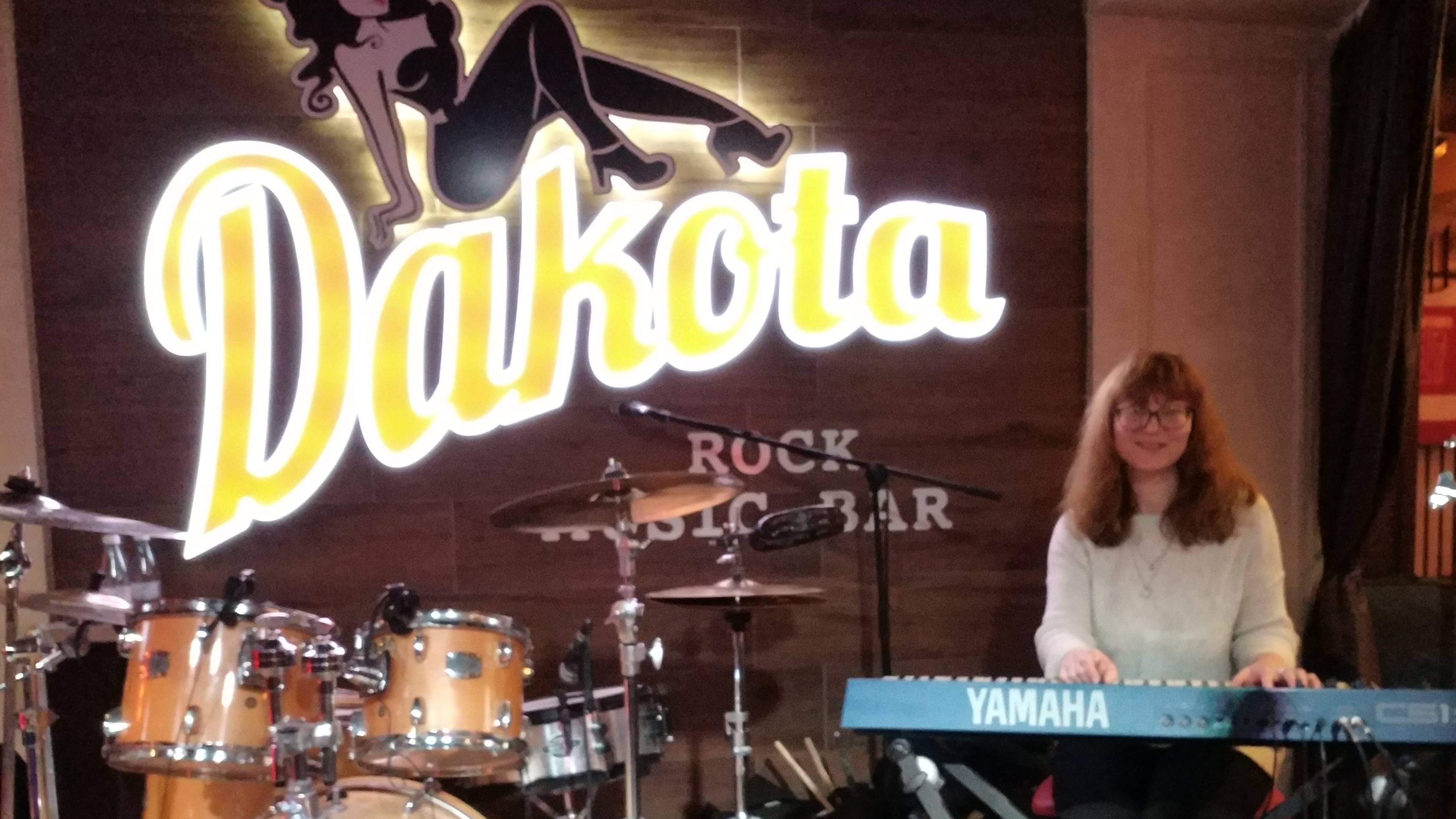 SI 2017_11_17 Rock music bar Dakota, Брянск-2