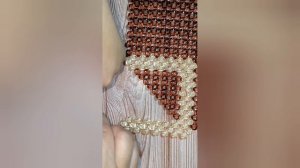 Мастер-класс по плетению квадратной сумочки из бусин