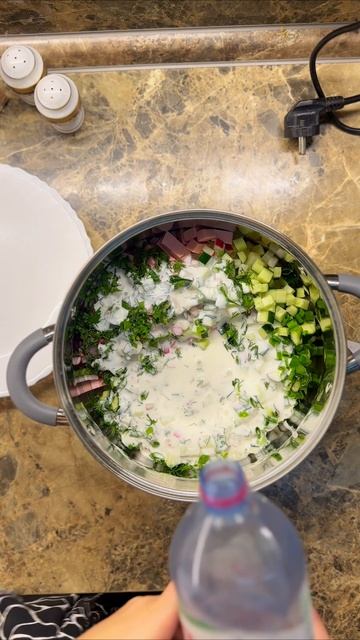 Окрошка на кефире