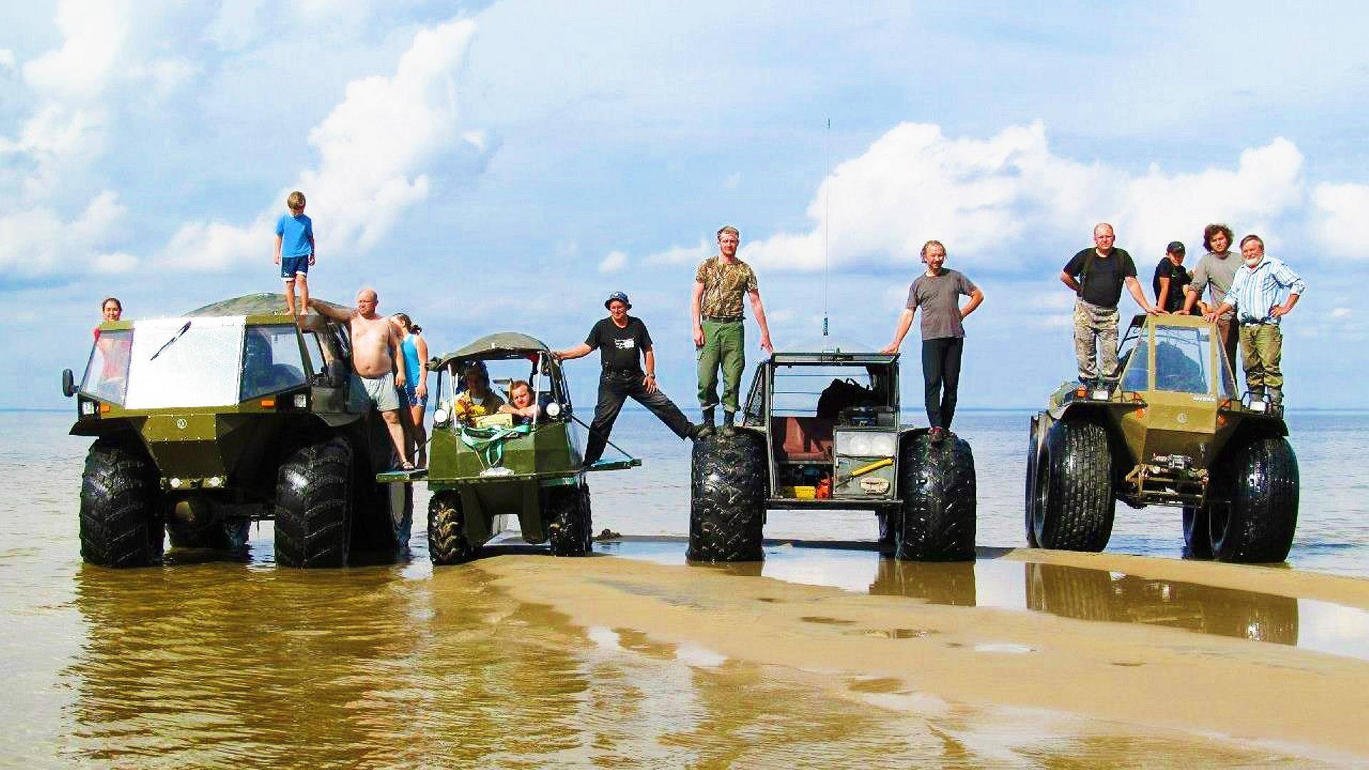 САМЫЙ МАЛЕНЬКИЙ ВЕЗДЕХОД-АМФИБИЯ PTZavr ✦ САМОДЕЛКИ, ИЗОБРЕТЕНИЯ И УДИВИТЕЛЬНАЯ ТЕХНИКА ✦ Lucky Tech смотреть онлайн
