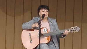 Вся в цветочках! (ст., муз., исп. Елена Конорова) 14.06.2025 Смоленск, ул. Маяковского