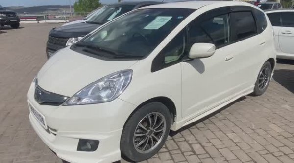 Honda Fit (2)