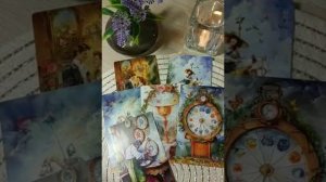 ЛЮБИТ ЛИ ОН МЕНЯ? гадание онлайн