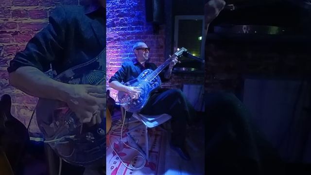 Chino Swingslide & Django Friends (life)