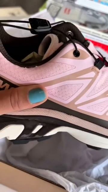 Обувь NAKED Copenhagen x Salomon XT-6 смотреть онлайн