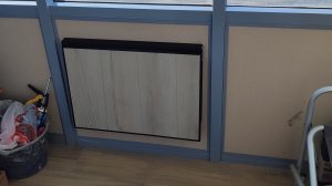 Столик на балкон из хлама.