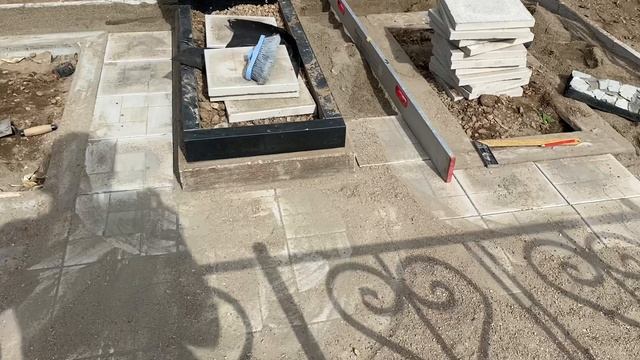 Как правильно облагородить могилу на кладбище, и чтобы потом не развалилась! Работа мастера смотреть онлайн