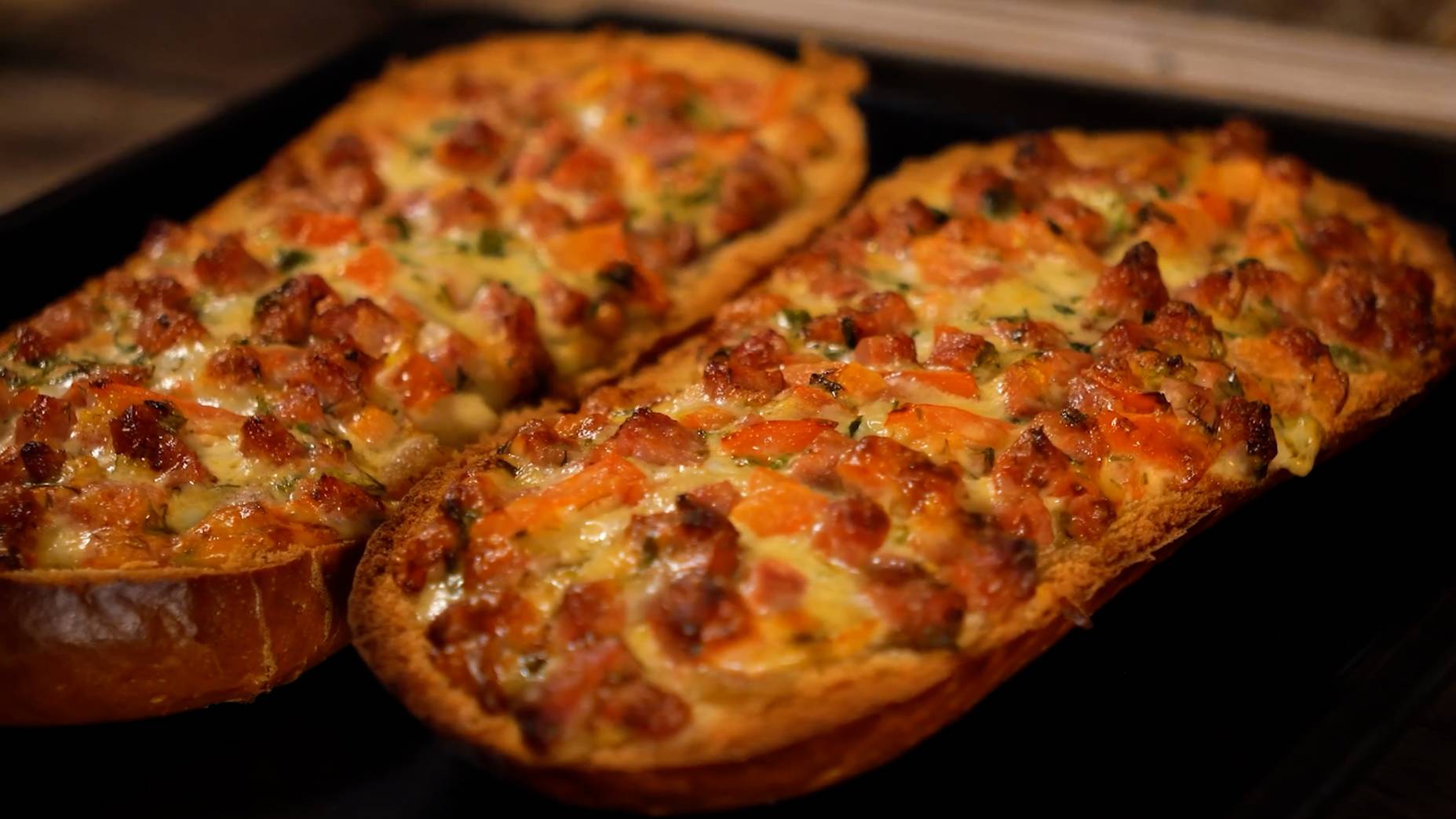 Супербыстрая пицца из батона – вкусно, как в Италии, а готовится за 15 минут смотреть онлайн