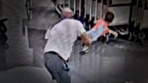 Агрессивный пассажир: напавшему на ребенка в Шереметьево грозит внушительный срок