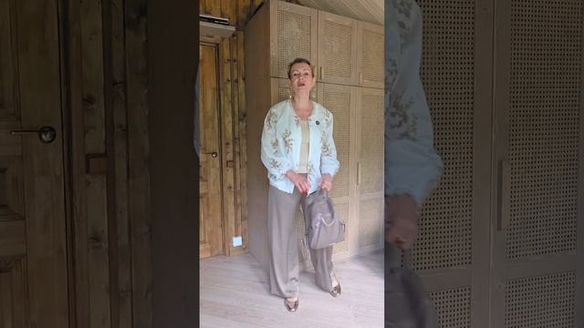 Пах опять не прикрыт 😀 | бомбер за 2500 | образ дня 50+ #ташамуляр #образдня #луклучок смотреть онлайн