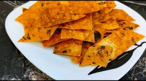 Чипсы из лаваша. Рецепт закуски. Недорогая и вкусная замена дорогим чипсам.