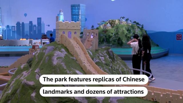 В Шанхае построили крупнейший в мире Legoland Внутри: 8 тематических зон, 75 аттракционов, мини-коп смотреть онлайн