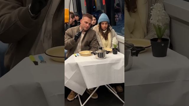 Супер способ знакомства :) смотреть онлайн