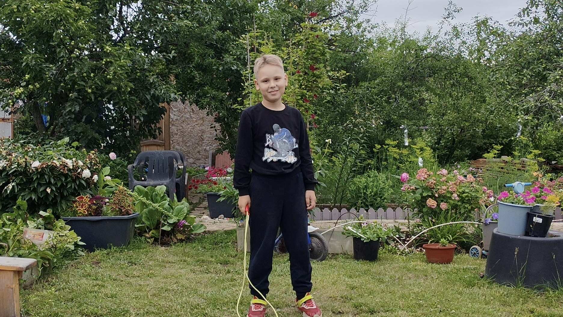 Прыжки на скакалке, челлендж прыжки на скакалке от Игоря смотреть онлайн