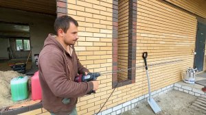 Зачем мы ломаем наш дом? Разбиваем стены. Стройка продолжается. Жизнь простых людей в деревне.