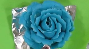 Как я делаю цветы из масляного крема для украшения торта