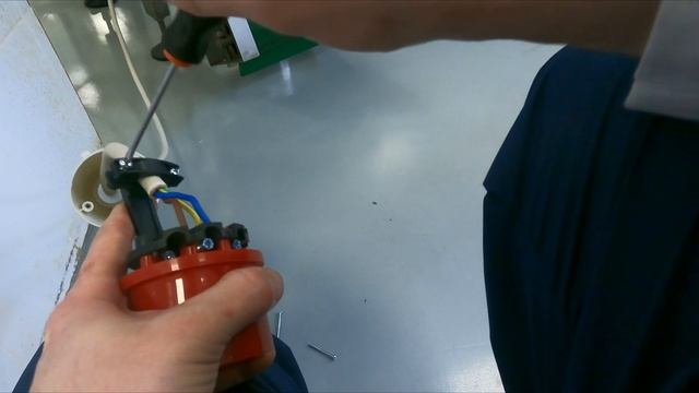 Решили показать производство под другим углом — вживую. смотреть онлайн