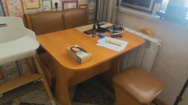 Перестановка мебели в маленькой кухне 😳 идём в парк Юность смотреть онлайн