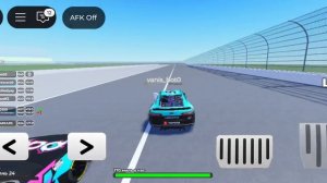 играю в roblox Гонки машины гоночные машины