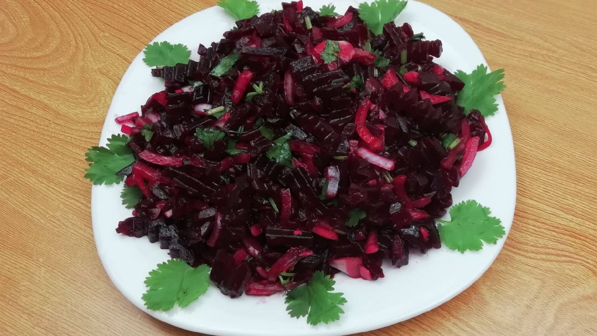 УЛЕТНЫЙ САЛАТ из СВЕКЛЫ ЗА 15 МИНУТ!Самый Простой и Вкусный Свекольный Салат с Луком/Свекла рецепты смотреть онлайн