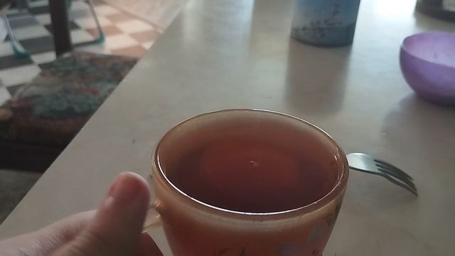 пью чай