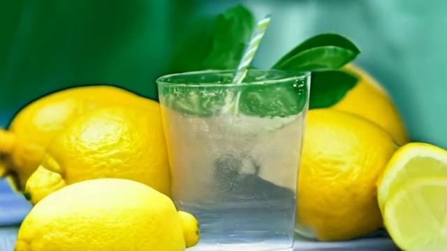 день лимонада