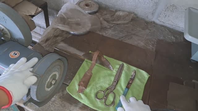 Как наточить нож, ножницы, тяпку, топор или лопату самостоятельно точилом ТС-6022У Энергомаш