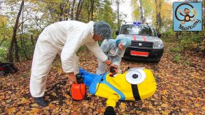 Манкиту стали врачами на машине скорой помощи. Истории для детей.