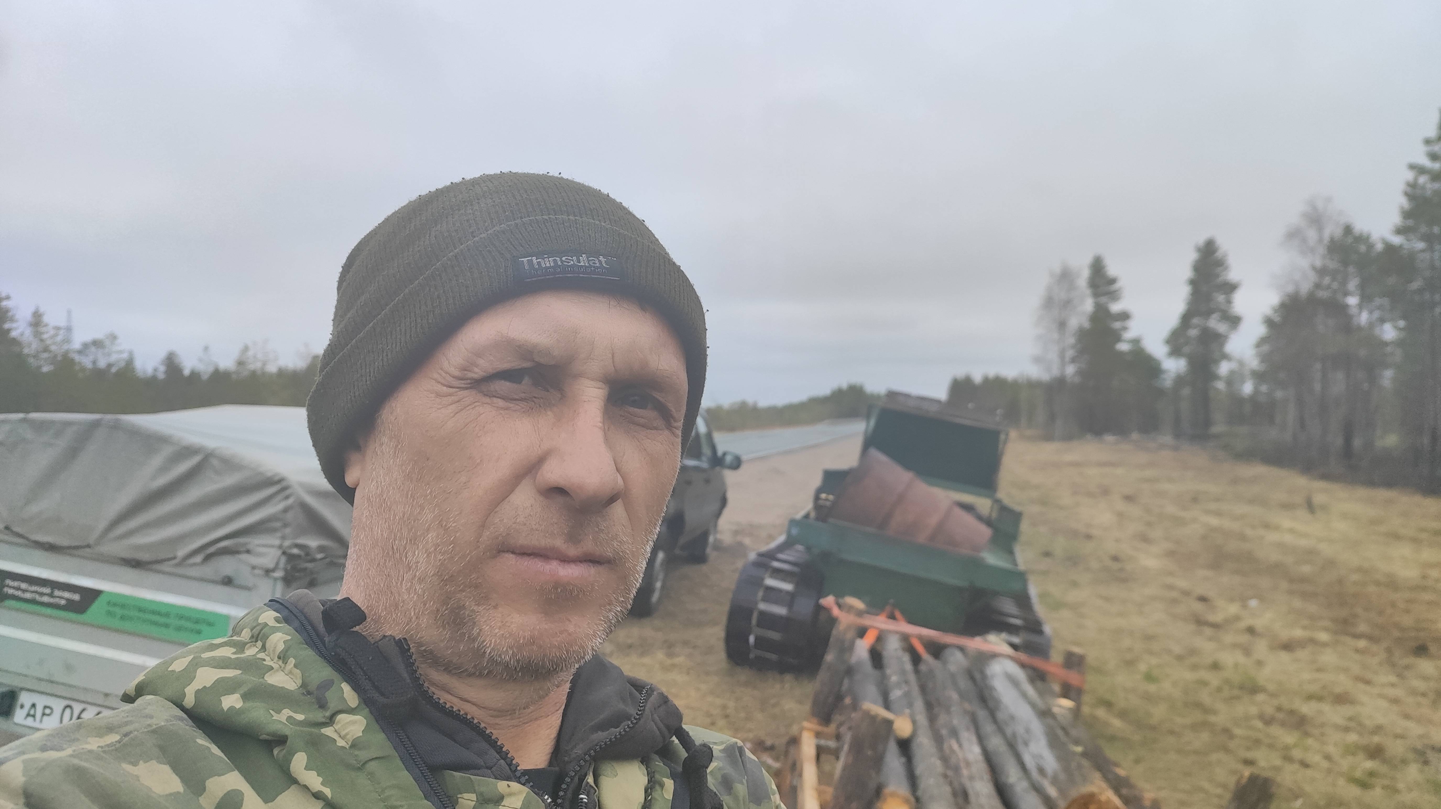 НАШЁЛ БОЧКУ НА БОЛОТЕ ГУСЕНИЧНЫЕ ПОКАТУШКИ ПО КАРЕЛЬСКОМУ болоту! смотреть онлайн