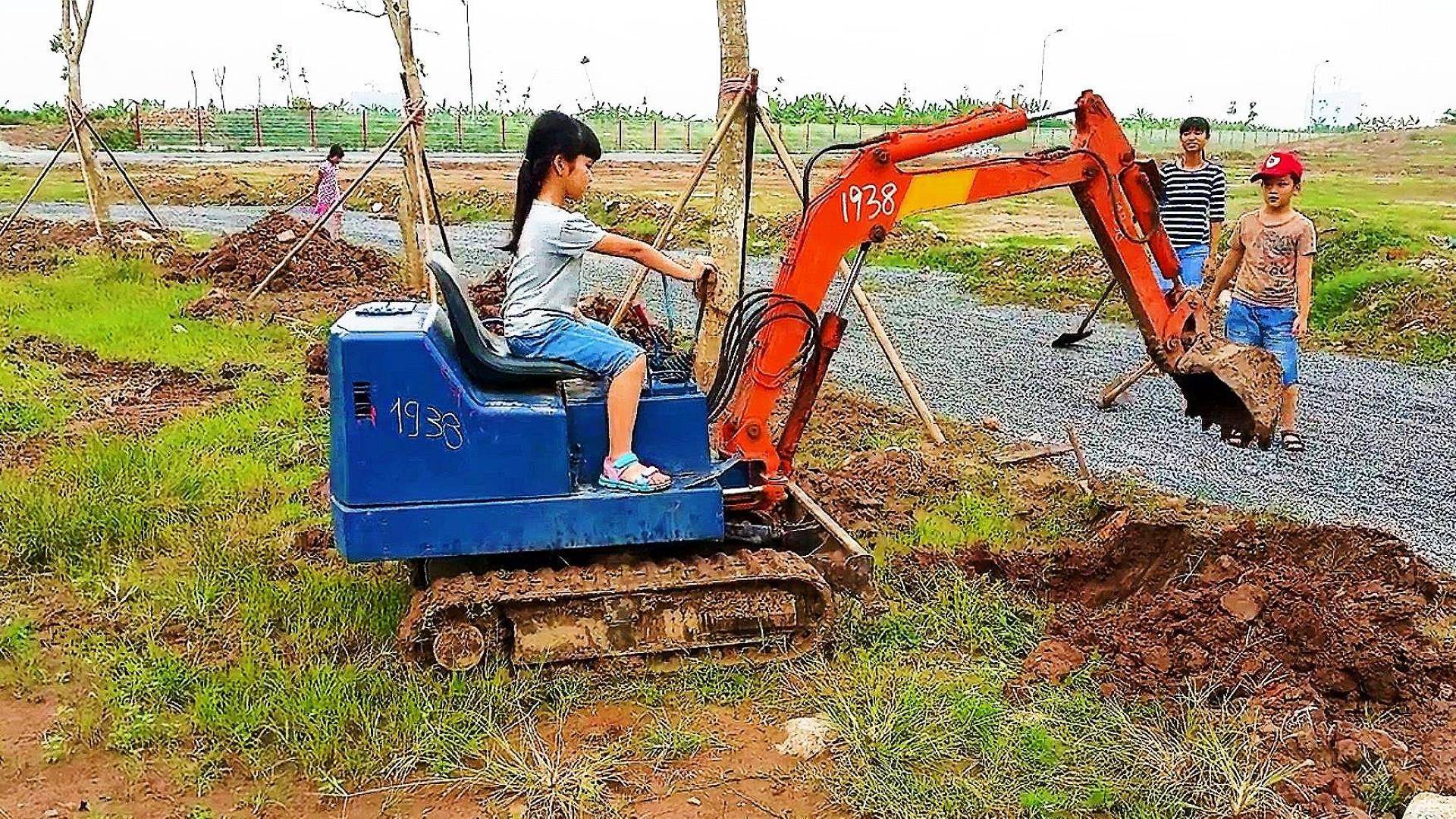 МАСТЕРА СВОЕГО ДЕЛА, САМЫЕ БЫСТРЫЕ И ПРИЧУДЛИВЫЕ РАБОТНИКИ ✦ 86 ✦ Lucky Tech смотреть онлайн