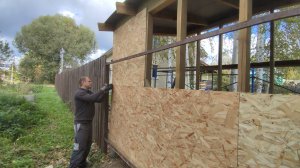 ВДВОЁМ ОБШИВАЕМ СТЕНЫ И КРАСИМ. Особенности монтажа ОСБ.